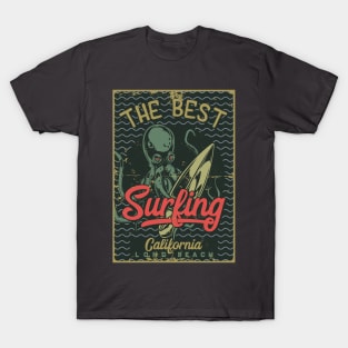 Surfing Octopus california summer waves T-Shirt